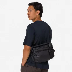 Slingpack><noscript><img width=